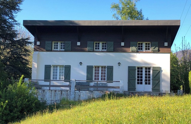 PYRENEAN MOUNTAIN CHALET.