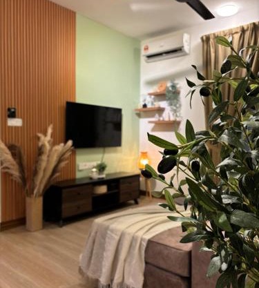 Qaseh Ain Homestay KLIA Transit & Staycation