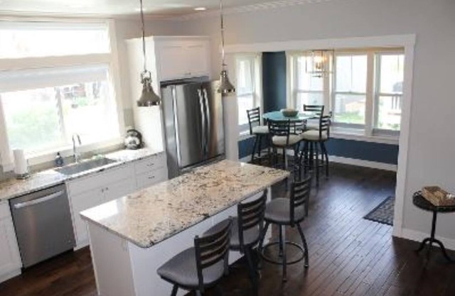 Quaint craftsman home located in quiet pocket community in the Black Hills