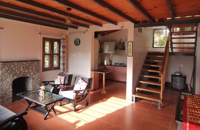 Quaint exclusive cottage in heart of a lush forest, beside a stream!!
