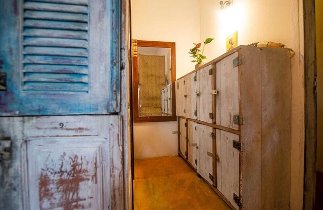 Quarto Compartilhado Feminino com Ar Condicionado