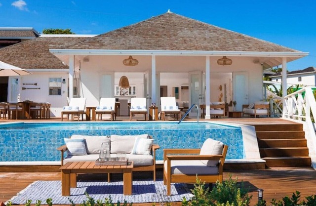 Queen's Cottage Villa