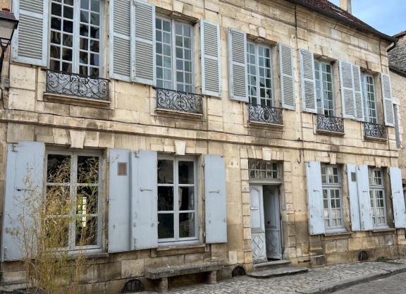 QUELQUES JOURS À NOYERS SUR SEREIN
