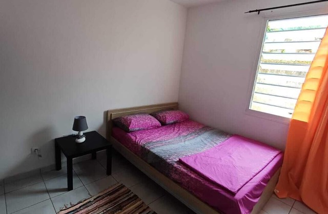 Quiet 2-bedroom apartment