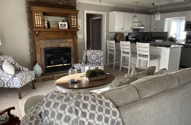 Quiet 2 Bedroom Home