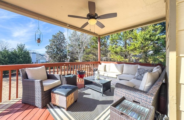 Quiet 4BR Retreat 10Min to Downtown Cartersville