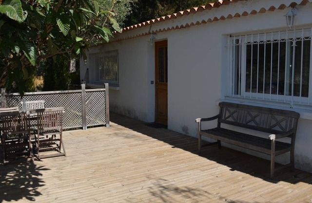 Quiet and independent house near Nice