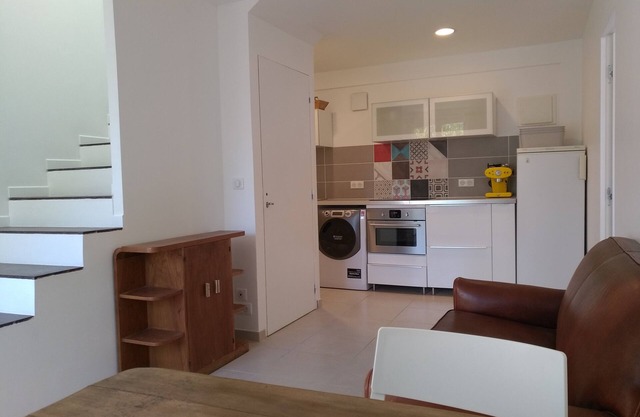 Quiet and bright apartment near Calanques