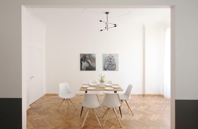 Quiet and spacious home in historic Riga