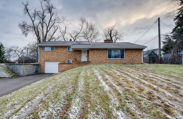 Quiet Ann Arbor Home - 2 Mi to Michigan Stadium!