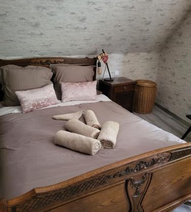 Quiet apartment in historic village