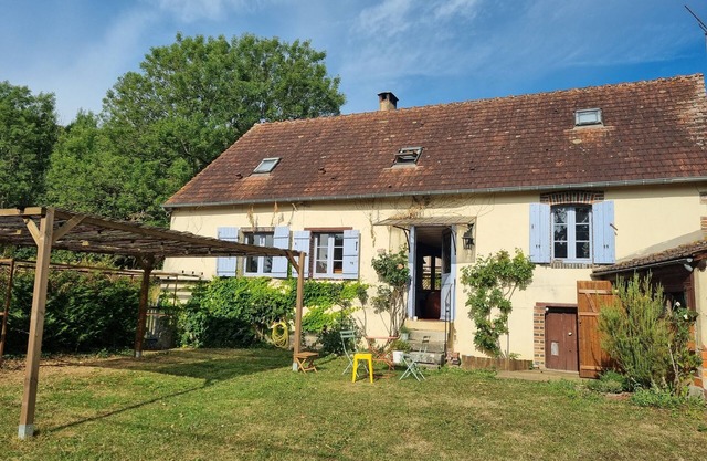 Quiet country house - 2h Paris - river and hiking trails nearby