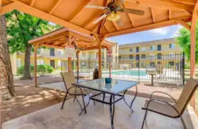 Quiet condo near Mesa Community College & Hospital