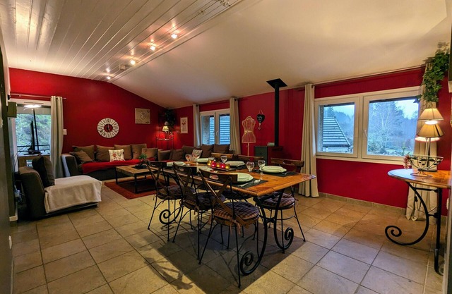 Quiet cottage with zen garden, pool and hiking in the Vosges Park