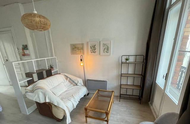 Quiet love nest near the center of Lille