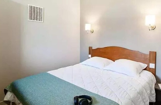 Résidence Pierre & Vacances Les Rives de la Seugne*** - Apartment for 5 people - 1 bedroom - Terrace or balcony