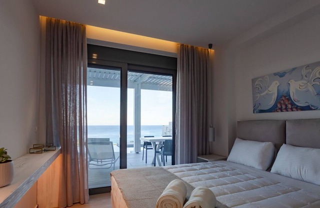 R 1218 Vasilios Villa Vrachos With Break Fast, Airport Transfer & Sea view