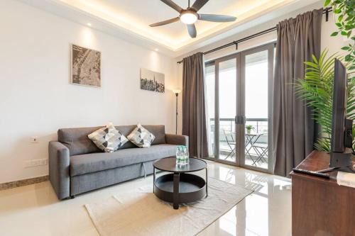 R&F 4pax-1BR 7mis to CIQ JBSentral CitySquare