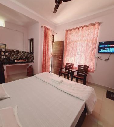 R Square Homestay