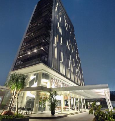 Ra Premiere Simatupang