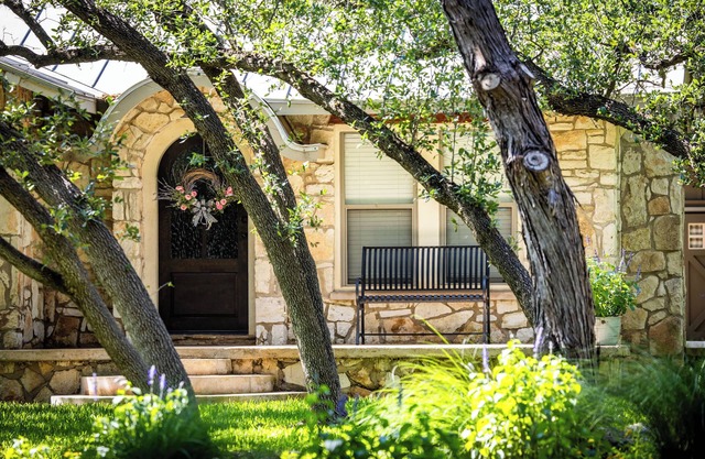 Rahe Guest Haus 30 minutes from Austin