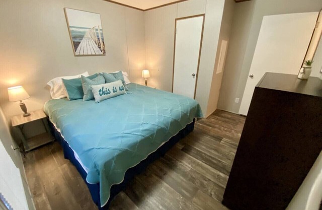 Rainbow River Bungalow E