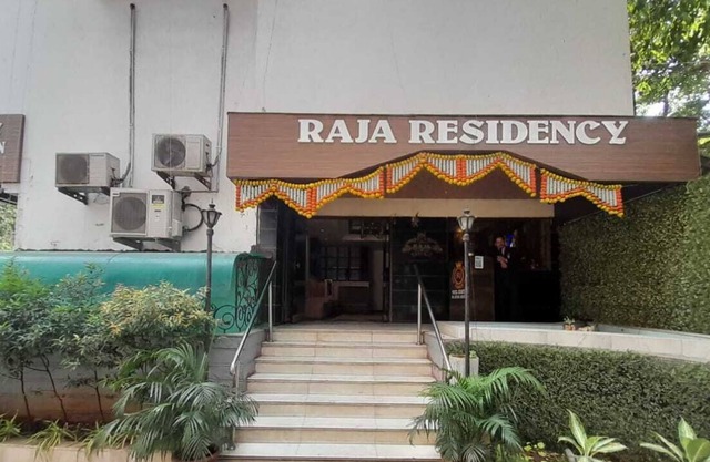 Raja Hotel