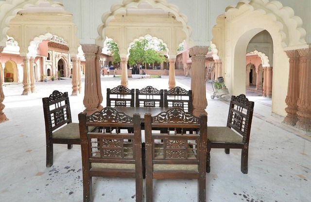 Raja Nahar Singh Palace