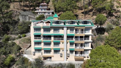 Rajgriha Luxury Kasauli Stay