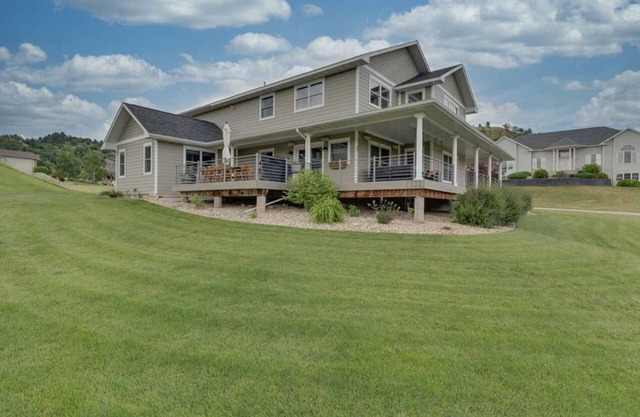 Rally Rental in Sandstone Hills!