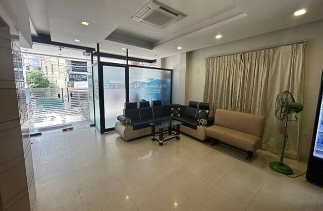 Ranas Residency