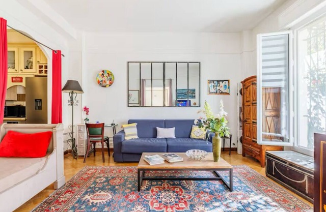 RARE 55m2 APARTMENT WITH TERRACE-GARDEN (48 m2) Near all amenities