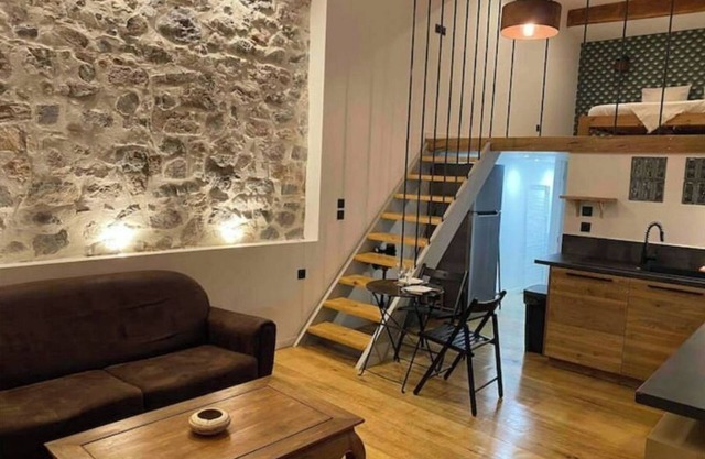 Ravissant Loft + Jacuzzi, Standing en Centre Ville
