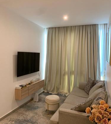 Real Escal 1 bedroom at Airport Residential