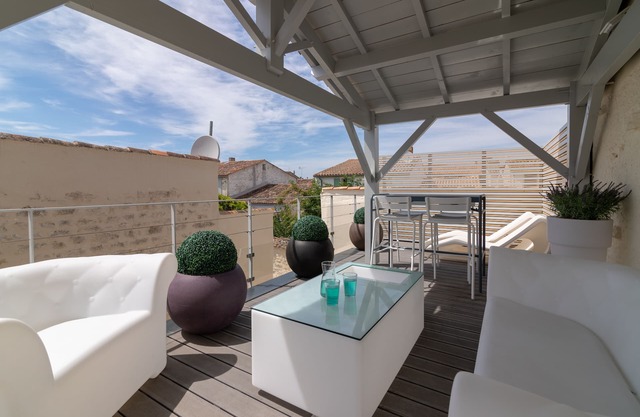 Recently architecturally remodelled and renovated village house