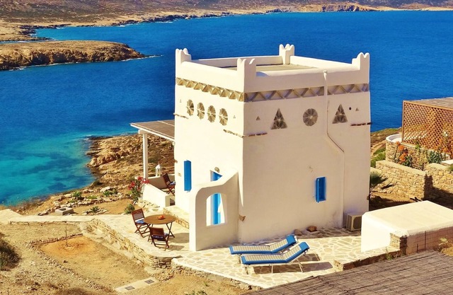 Recently built, charming, Cyclades type house with panoramic view of the Aegean