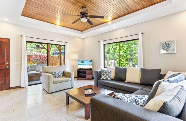 Recently Remodeled! Beautiful Vacation Home w/Tropical Pool - Sleeps 6