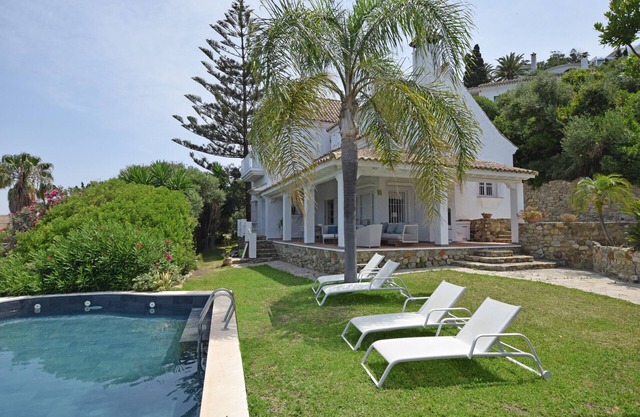 Recently renovated villa overlooking the coast of Atlanterra, for 8 pax.
