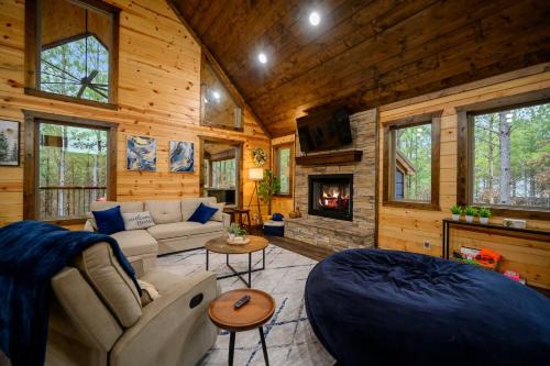 Red Fern Cabin Beauty Awaits