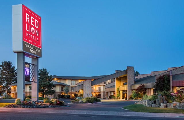 Red Lion Hotel Pasco Airport & Conference Center