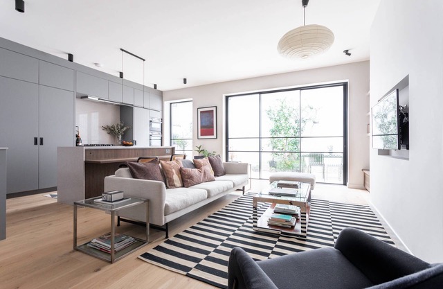 Redcliffe Square XII by onefinestay
