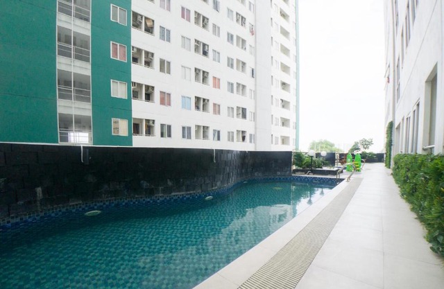 RedDoorz Apartment near Bundaran Satelit Surabaya