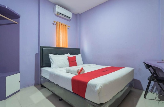 RedDoorz @ Gatot Subroto Street Bandung 3