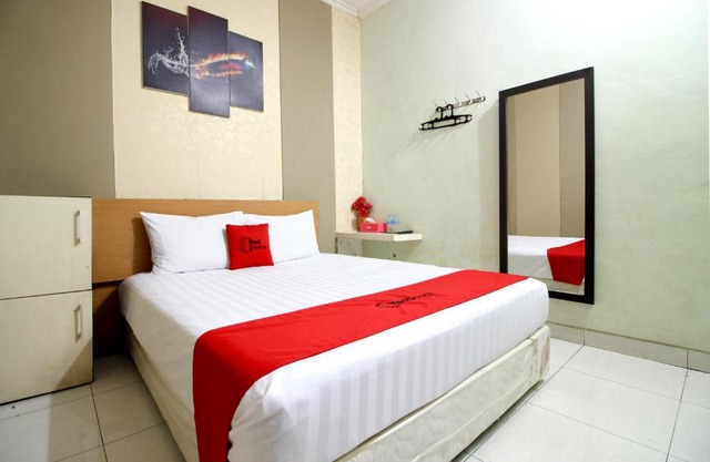 RedDoorz near Adisucipto Airport 3