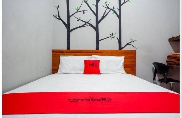 RedDoorz near Jogja Expo Center 2