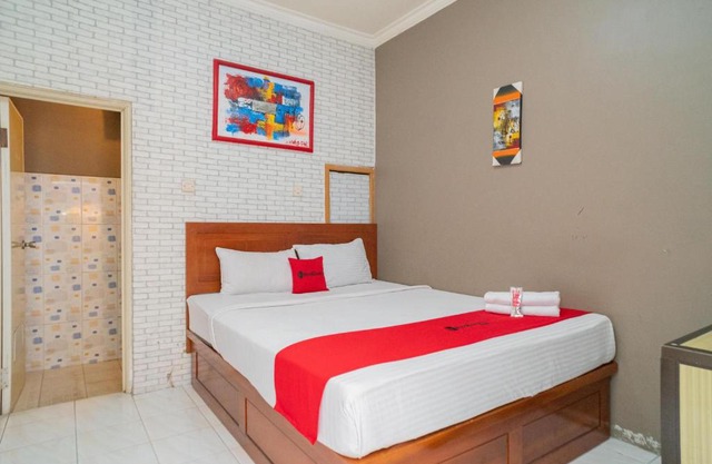 RedDoorz @ Oro Oro Ombo Batu