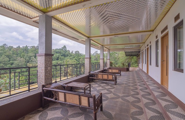 RedDoorz Resort Syariah @ Batu Apung Purwakarta