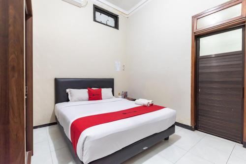RedDoorz @ Soekarno Hatta Indah