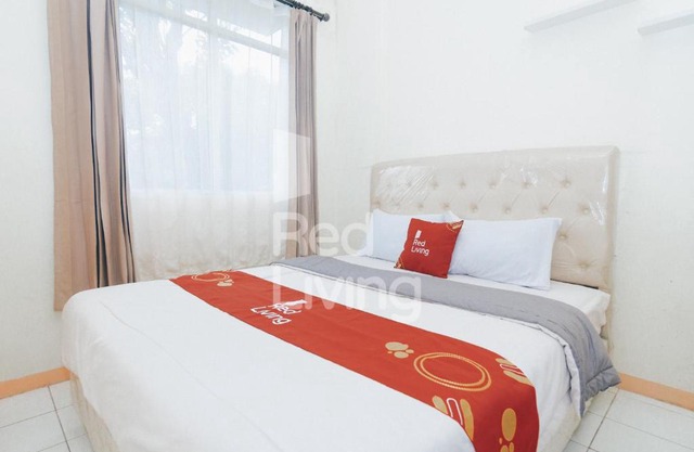 RedLiving Apartemen Emerald Hill - SR Rooms Tower Green