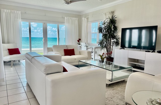 Regal Beach Club #614